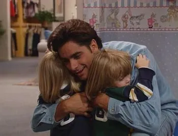 Full House -  The Heartwarming Sitcom About Family and Growing Up!