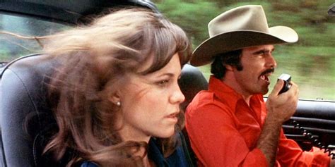 Smokey and the Bandit การไล่ล่าสุดมันส์บนท้องถนน และความสัมพันธ์ที่หอมหวานระหว่างเพื่อน!